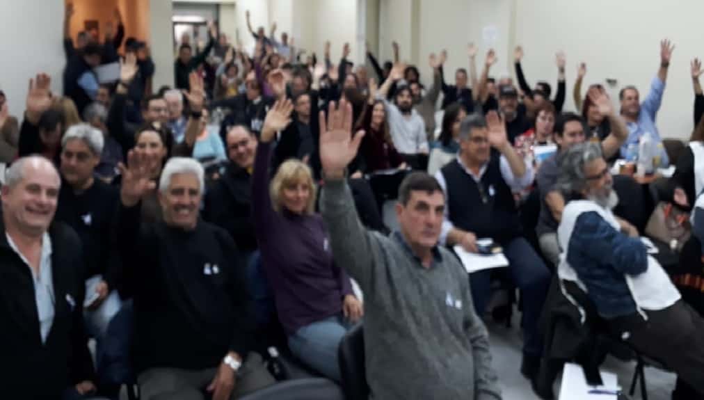 Los docentes universitarios aceptaron la última propuesta salarial y se acoplan al paro