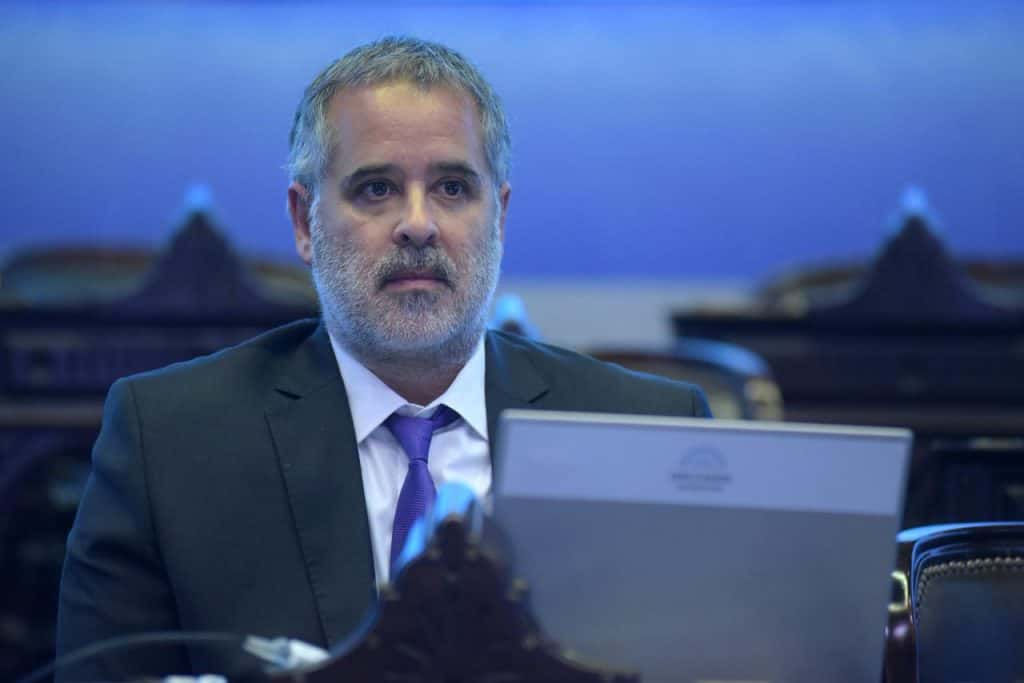 El ¨Topo¨ Rodríguez respaldó el sistema del semáforo  