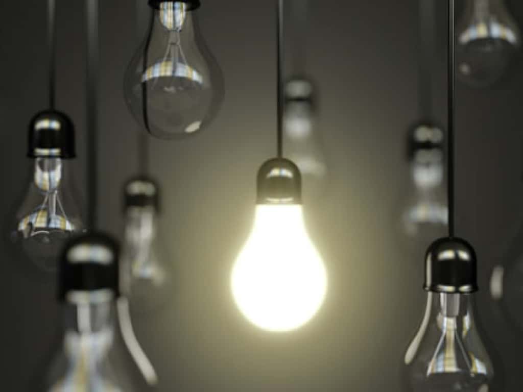 El servicio eléctrico se restableció en algunos sectores del país y descartan un sabotaje 