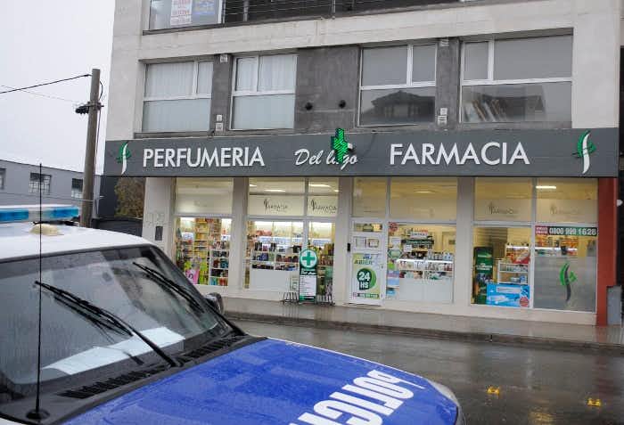 La policía realiza rondines en  las distintas farmacias de la ciudad