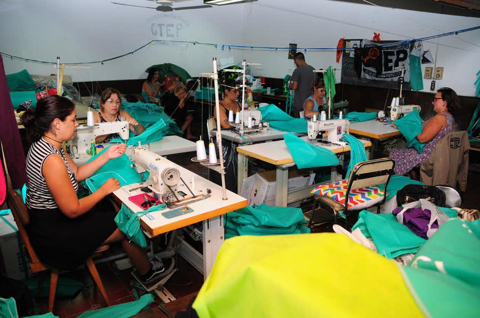 La cooperativa Coopeva Textil confeccionará dos mil barbijos para el sistema de salud