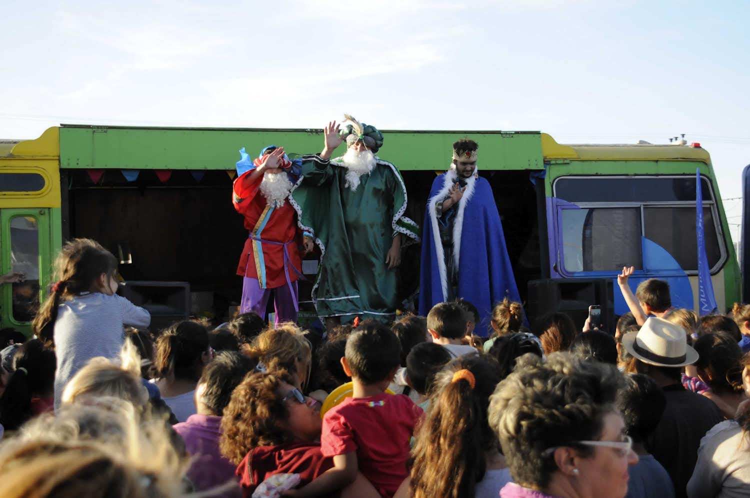 Los Reyes Magos estarán este sábado  en los barrios Las Tunitas y 17 de agosto